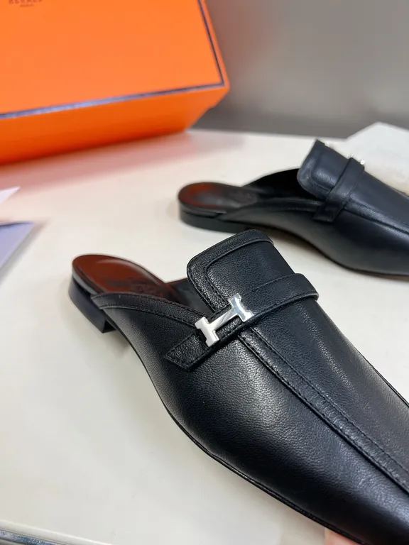 Hermes Shoe 